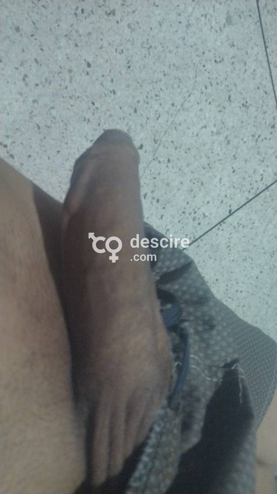 Hombre moreno dotado de buen cuerpo - Maracay - Venezuela