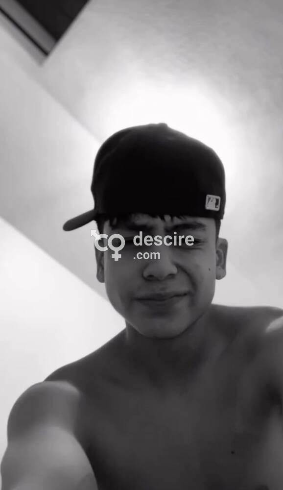 Soy Daniel chico presta servicios como acompañante PROMO DEL DÍA para personas insatisfecha q buscan placer soy puro morbo no te quedes con las ganas - Puerto La Cruz - Venezuela