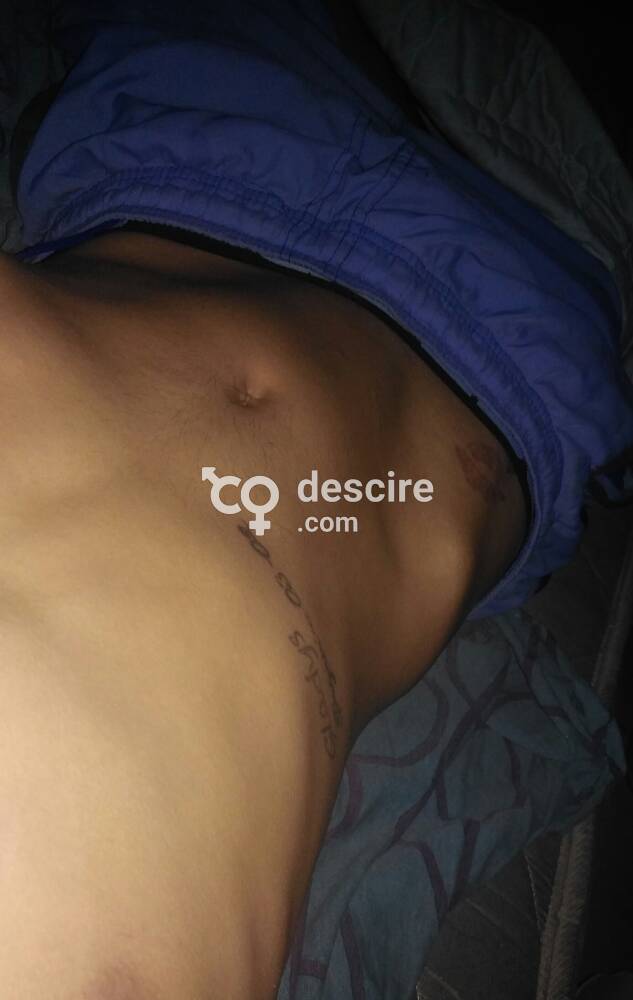 Flaco cachondo con pene de buen tamaño - Caracas - Venezuela