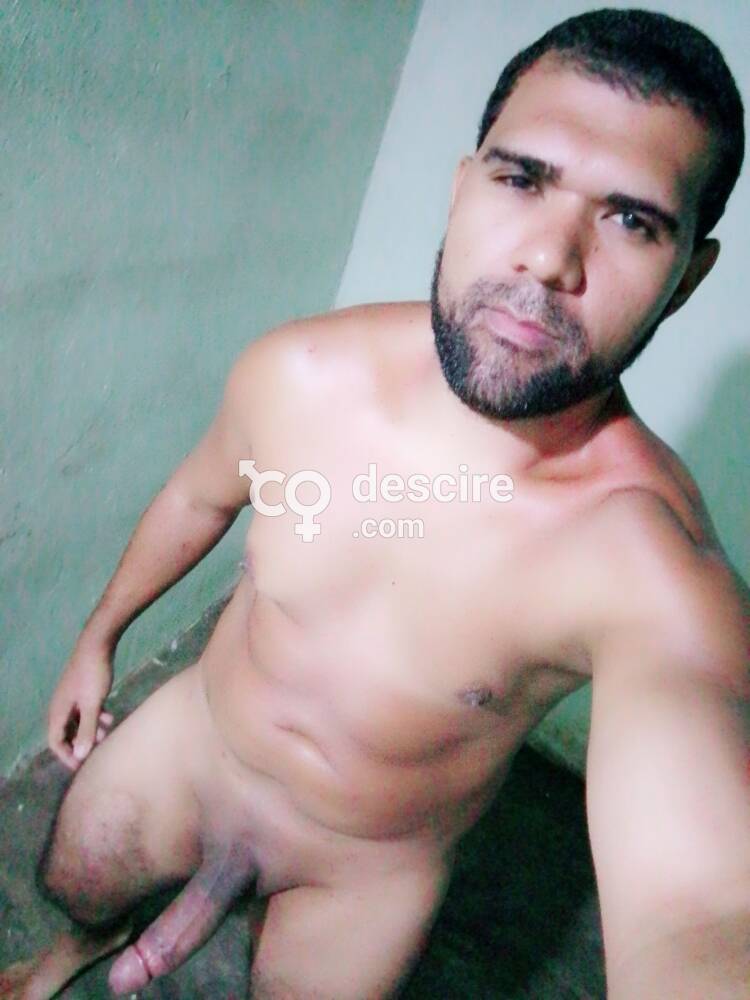 Hombre Sexy Dotado Ofrezco Mis Servicios a Mujeres y Parejas - Puerto La Cruz - Venezuela