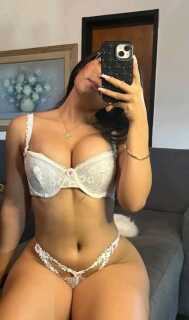 Trago lechita cumplo fetiches hoy vengo dispuesta a todo - Valencia - Venezuela